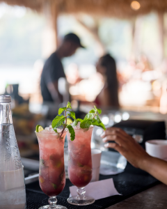 Lee más sobre el artículo Un bar sin hielo en julio es como un DJ sin música. Este lo solucionó en 24h (y sin comprar nada)