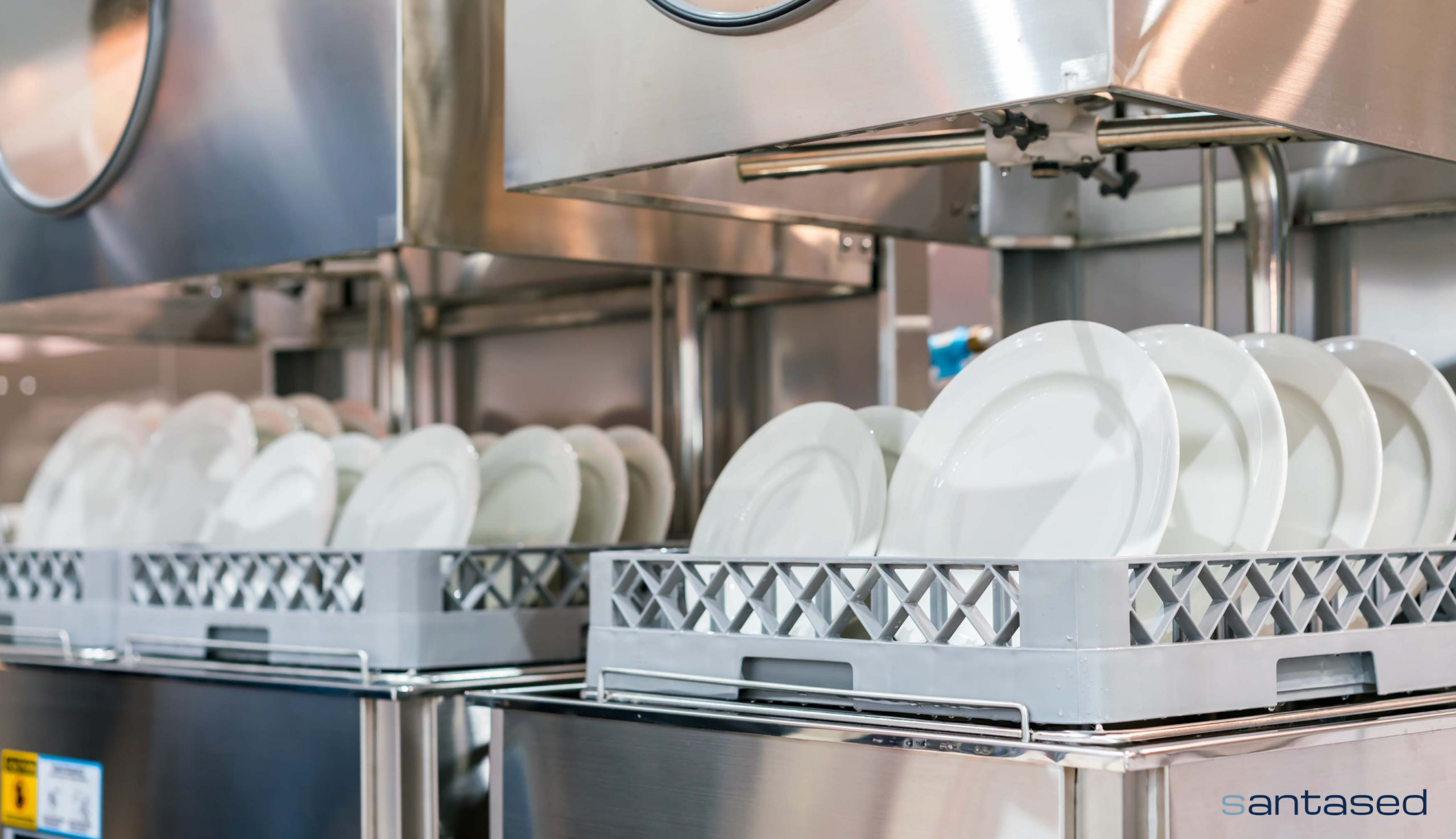 En este momento estás viendo 🔎 Cómo elegir el lavavajillas ideal para tu restaurante o bar en 2026